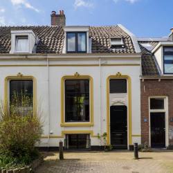 Kapelstraat 42 